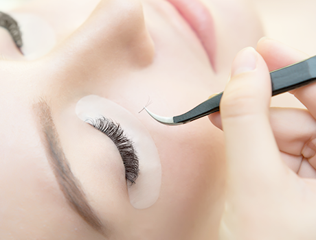 アイラッシュ　モニター